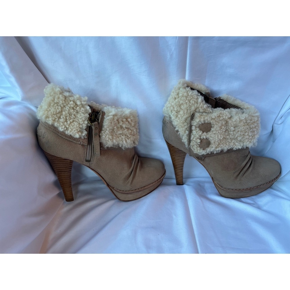 UGG Boots Women's Georgette Ankle Platform Tan w Cozy Cream Fur Cuff Sz 7 - Picture 2 of 10